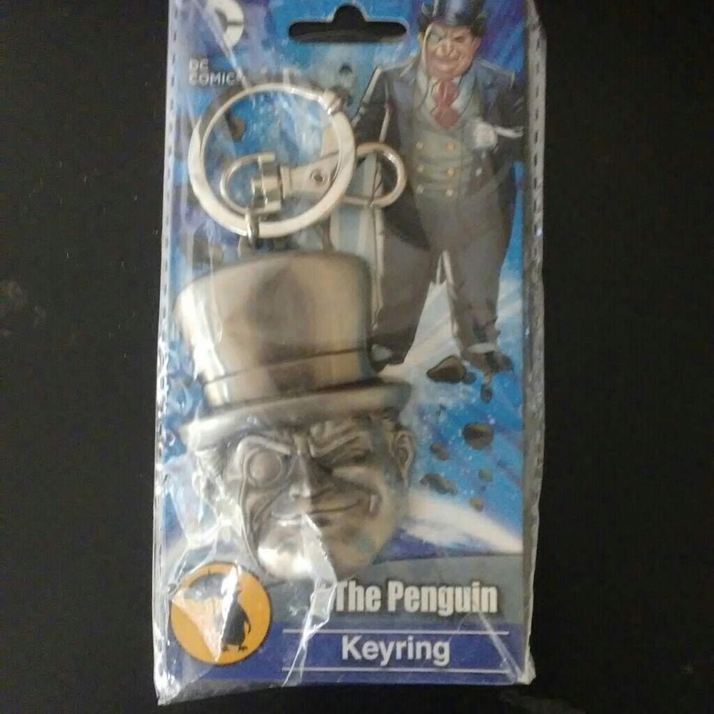 DC Comics KeyChain NWT